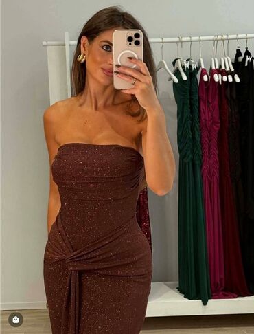 Haljine: Elegantna večernja haljina bez bretela sa šljokičastim efektom - — 3