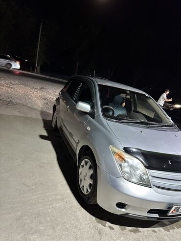 купить авто тойота рав 4: Toyota ist: 2003 г., 1.3 л, Автомат, Бензин, Хэтчбэк