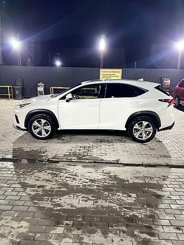 nx: Lexus NX: 2017 г., 2 л, Автомат, Бензин, Кроссовер — 2