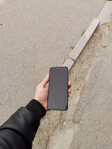 asus zenfone 3: Redmi 13, 256 GB, rəng - Qara, Zəmanət — 2