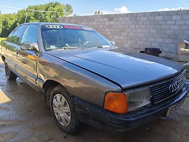 2 8: Audi 100: 1993 г., 2.3 л, Механика, Бензин, Седан — 4