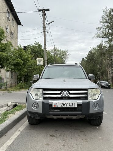 паджеро авто: Mitsubishi Pajero: 2008 г., 3 л, Автомат, Бензин, Внедорожник
