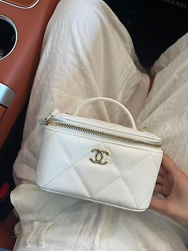 Мини-сумка-кофр Chanel Vanity Case - Формат: компактный