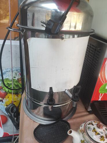 Yemək hazırlamaq üçün texnika: Elektrik Samovar, 10-dan çox l