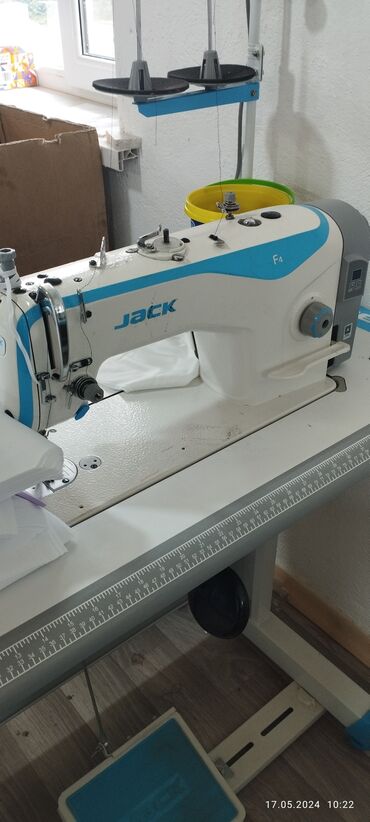 новый швейный машинка: Jack, В наличии, Самовывоз