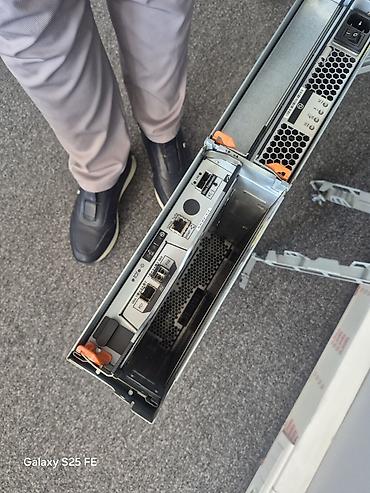 Kompüter ehtiyyat hissələri: IBM System Storage DS3400 professional server storage sistemi satılır — 7