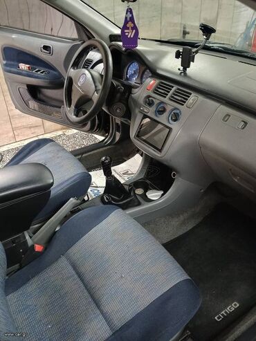 Honda: Honda HR-V: 1.6 l. | 2001 έ. SUV/4x4 — 9