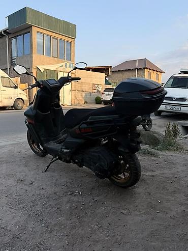 скутеры ямаха: Макси-скутер Yamaha, 150 куб. см, Бензин, Б/у — 2