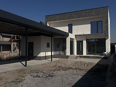 участок в чолпон ата: 🏡Продается двухэтажный дом в с. Арашан 📍Отличное расположение-всего — 1