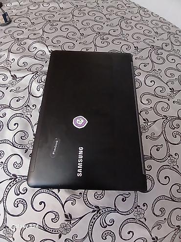 samsung kohnə: Samsung Core i7. Ram 6q. HDD 500q. Videokart 2g NVidia. işləkdir — 3