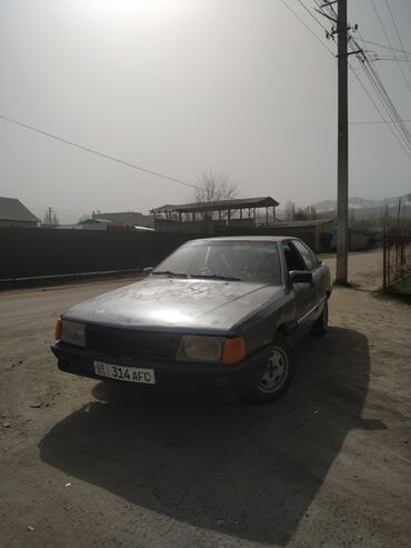 audi 80 продажа: Audi 100: 1986 г., 1.8 л, Механика, Бензин, Седан