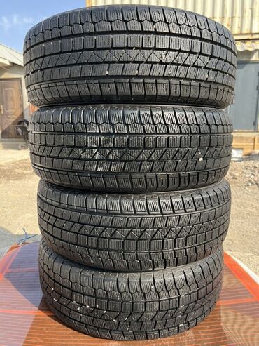 шины сешка 14: Комплект зимних шин Kenda KR36 - Размер: 215/60 R16 - Индекс