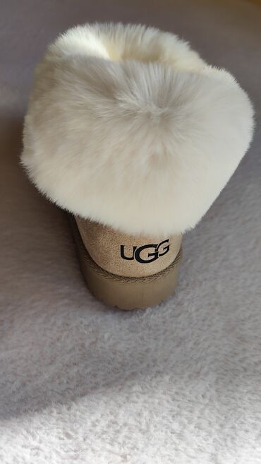 Ugg obuća: Ugg čizme, bоја - Bež, 39 — 6