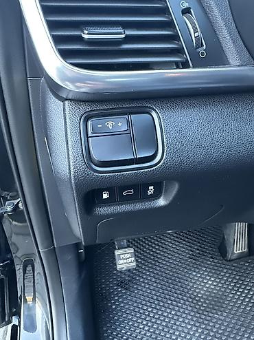 Kia: Kia K5: 2017 г., 2 л — 9