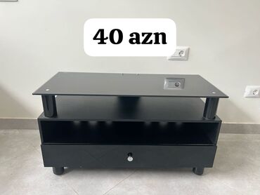 tv stend işlənmiş: İşlənmiş, Düz TV altlığı