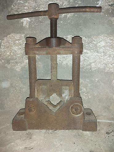 mengeneler: Metal boru və profillər üçün mexaniki vays (boru sıxacı) - Döküm — 2