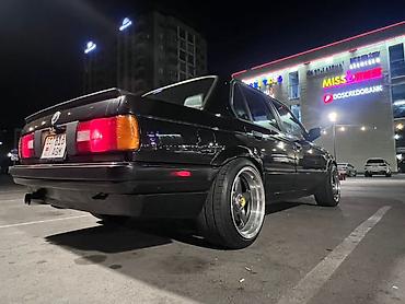 BMW: BMW 3 series: 1988 г., Седан — 10