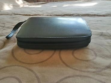 sac bandı: Qara rəngli qol kəmərli kişi portfeli/klatç - Material: süni dəri - — 1