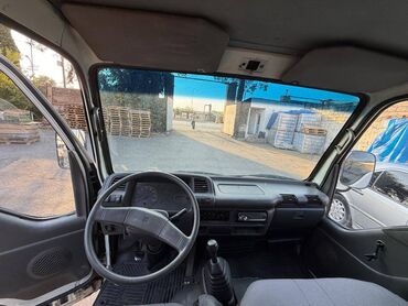 Isuzu: Isuzu : 2.8 l | 2008 il Van body type — 9