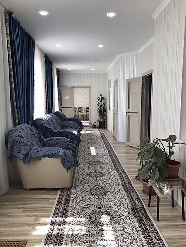 Продажа полдома: Дом находится в центре города, вблизи дома расположены школы, БГУ — 7