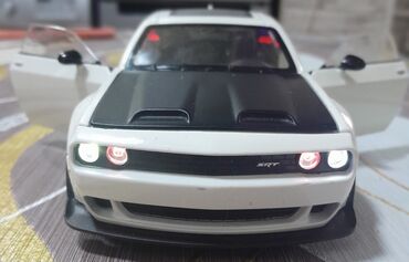 2 ci sinif azerbaycan dili kitabi pdf yukle: Miqyaslı kolleksiya modeli – Dodge Challenger SRT stilində die-cast
