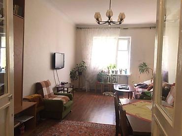 Кыймылсыз мүлк: 3 бөлмө, 82 м², Сталинка, 2 кабат, Эски ремонт — 5
