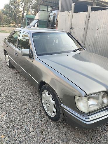 mersedes e 221: Mercedes-Benz E-Class: 1994 г., 2 л, Автомат, Бензин, Седан — 3