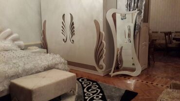 Köhnə tikili: Bakı, 4 otaqlı, Köhnə tikili, m. İçərişəhər, 200 kv. m — 16