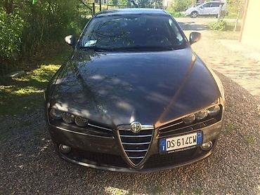auto plac sirena: DELOVI ZA ALFA ROMEO 159 | Motori, menjaci, enterijer, limarija — 3