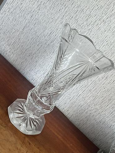 Bir vaza, Xrustal lalafo.az -da Bir vaza, Xrustal