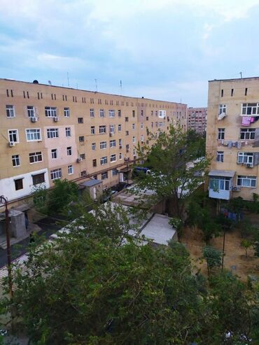 gence gulustan qesebesinde evler: Bakı, Lökbatan qəs., 4 otaqlı, Köhnə tikili, 97 kv. m