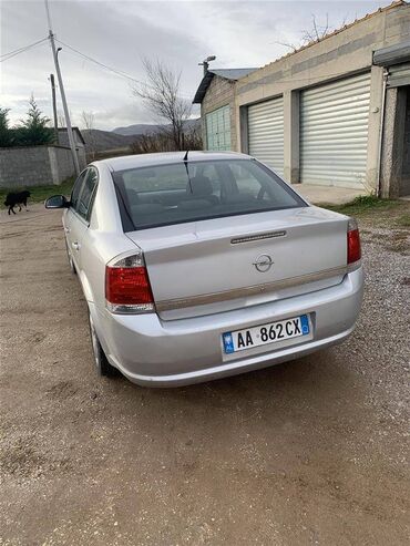 Opel Vectra: 1.6 l. | 2004 έ. | 122000 km. Λιμουζίνα