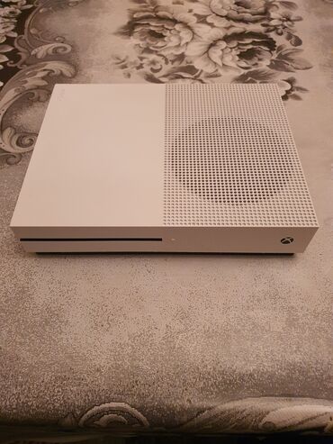 galaxy a15 qiymeti: Xbox One S 500GB – Pultsuz və Oyunsuz Təmiz işləyir, heç bir problemi