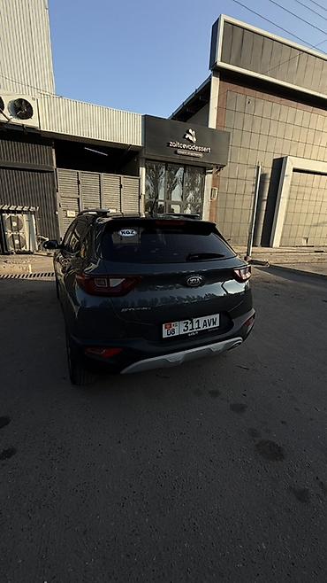 eado ev: Kia Stonic: 2017 г., 1.6 л, Дизель, Кроссовер — 3
