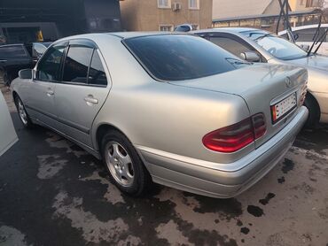 Mercedes-Benz: Mercedes-Benz E-Class: 2001 г., 2.2 л, Механика, Дизель, Седан — 4