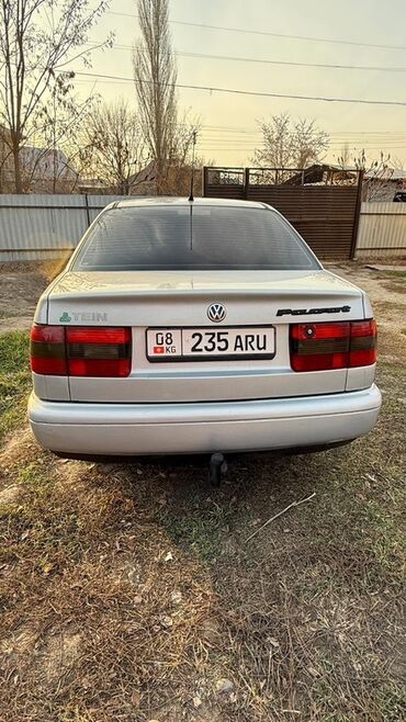 Volkswagen: Volkswagen Passat: 1996 г., 1.6 л, Механика, Бензин, Седан — 1
