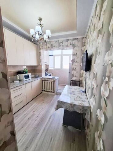 ищу квартиру дордой рынок рядом: 3 комнаты, 65 м², 105 серия, 9 этаж, Евроремонт
