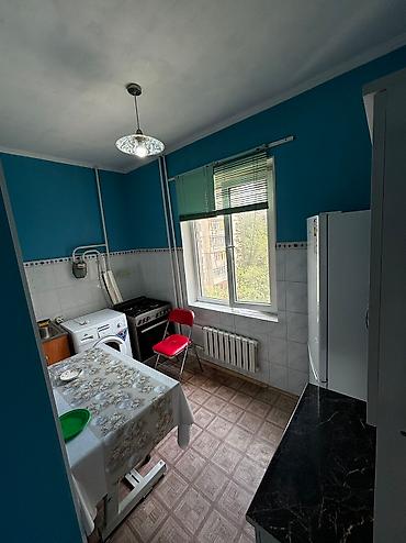 1 комната собственник: Сдается 1-комнатная квартира в мкр Тунгуч. Центральное отопление — 4