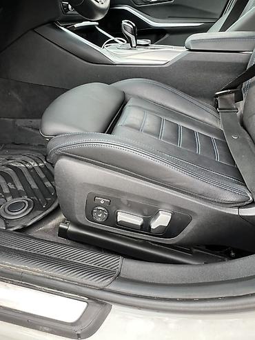 x7 прр: BMW — спортивный интерьер M-пакета - Руль M с перфорацией и вставками — 3