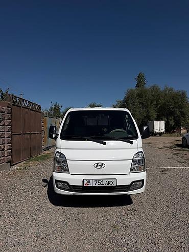 трактор дыты: Легкий грузовик, Hyundai, Стандарт, Б/у — 2