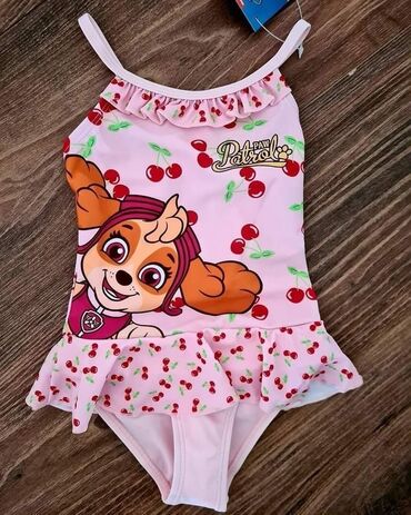 Ostala dečija odeća: Dečiji kupaći kostimi
Cena 1500 din — 13