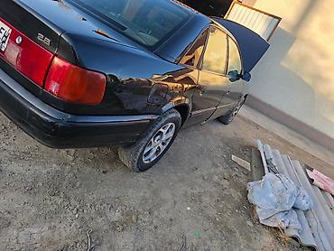 кочкор авто: Audi 100: 1991 г., 2.6 л, Кол менен иштөөчү, Бензин, Седан — 10