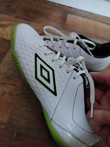 Patike: Patike za fudbal UMBRO br 38 su u odlicnom stanju sa sitnim tragovima — 5