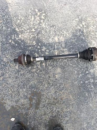 ruski kljuc: POLUSOVINA ZA VOLKSWAGEN GOLF 5, GOLF 6, PASSAT B6 . OD 2003. DO — 1