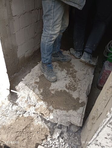 Beton işləri: Səssiz tozsuz səliqəli kəsim. Beton katlavan monolit kubik — 27