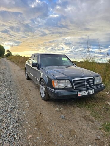 купить запчасти на опель вектра б: Mercedes-Benz E-Class: 1992 г., Седан