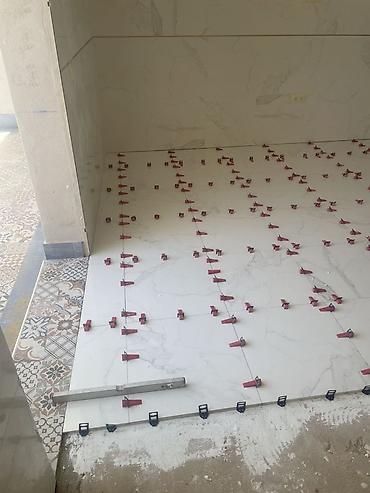 hamam dizaynlari: Keramika və kafel/plitə döşəmə və divar üzləmə xidməti. Qeyd(qiymet — 8