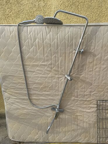 продам радиаторы отопления: 🚿 Душевая стойка с тропическим душем и лейкой Полный комплект: ✔️