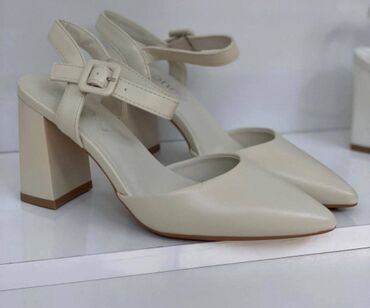 Salonke: Salonke, 40 — 5