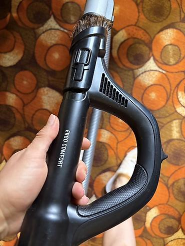 Обычные пылесосы: Пылесос Tefal Silence Force Cyclonic Купили новый. Продаем старый. Все — 5